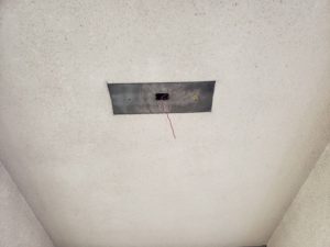 名古屋市中村区の公営住宅にて照明器具の取替電気工事