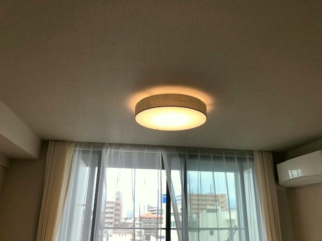 名古屋市瑞穂区　照明器具取付の電気設備工事　ガラスペンダントライト高さ調節